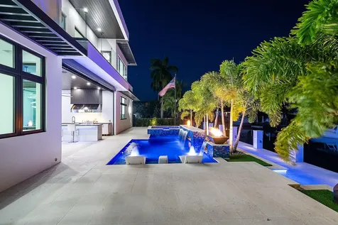 2650 NE 48th Court Lighthouse Point FL 33064