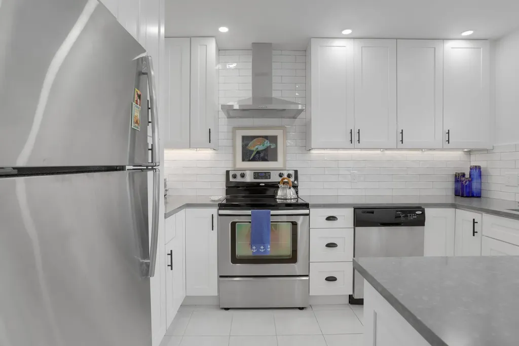 75 Venetian Drive Delray Beach FL 33483