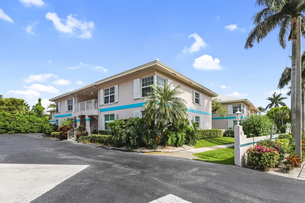 75 Venetian Drive Delray Beach FL 33483