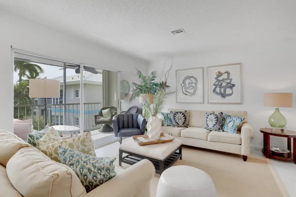 75 Venetian Drive Delray Beach FL 33483