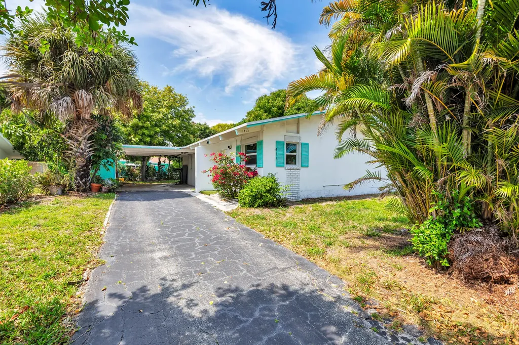 413 Ontario Place West Palm Beach FL 33409