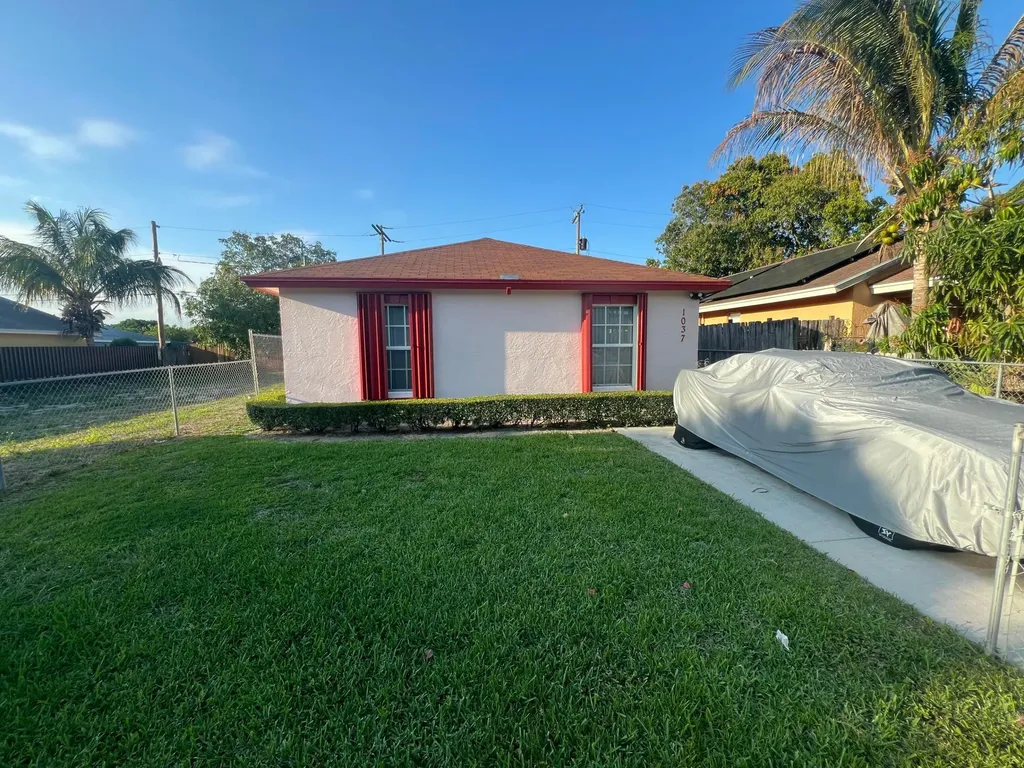 1037 17th Street West Palm Beach FL 33407