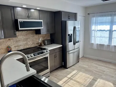 1501 SW 134th Way Pembroke Pines FL 33027