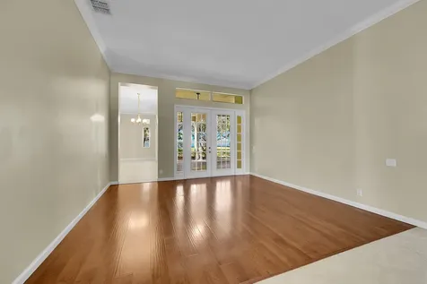 211 NW Pleasant Grove Way Port St Lucie FL 34986