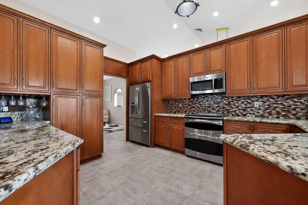 12301 Cabot Court Boca Raton FL 33428