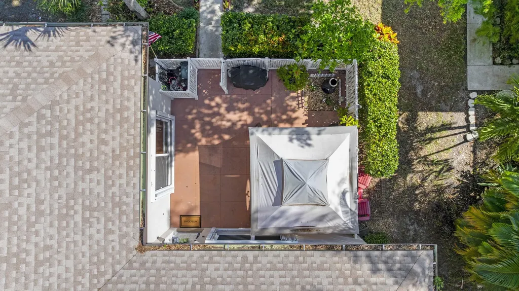 31 Clinton Court Royal Palm Beach FL 33411