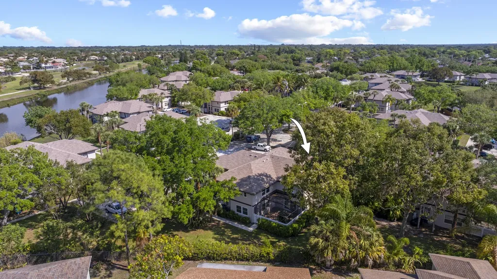 31 Clinton Court Royal Palm Beach FL 33411