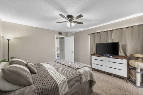 31 Clinton Court Royal Palm Beach FL 33411