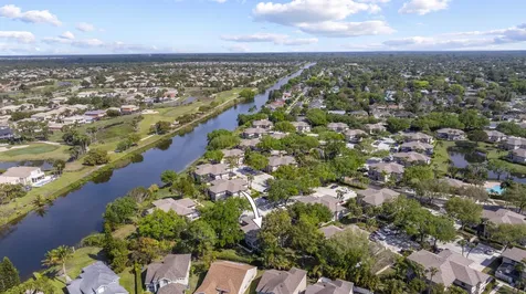 31 Clinton Court Royal Palm Beach FL 33411