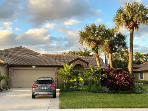 7207 Le Chalet Boulevard Boynton Beach FL 33472