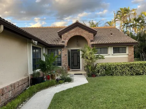 7207 Le Chalet Boulevard Boynton Beach FL 33472