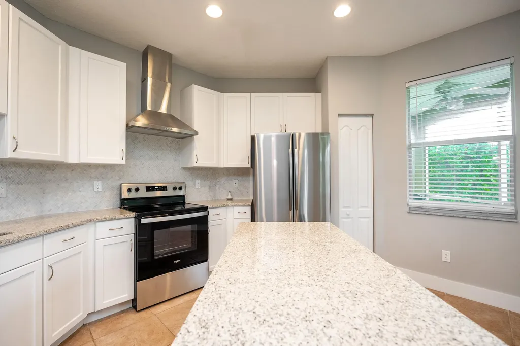 9692 SW Lindale Trace Boulevard Port St Lucie FL 34987