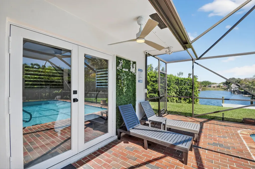 8416 Pine Tree Lane West Palm Beach FL 33406