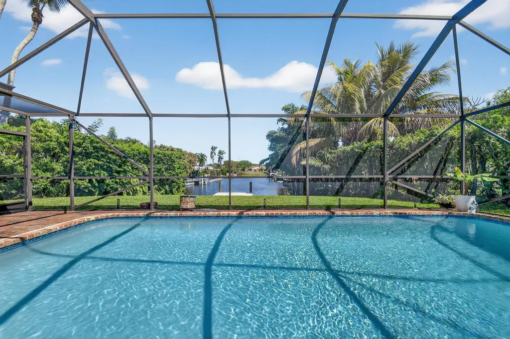 8416 Pine Tree Lane West Palm Beach FL 33406