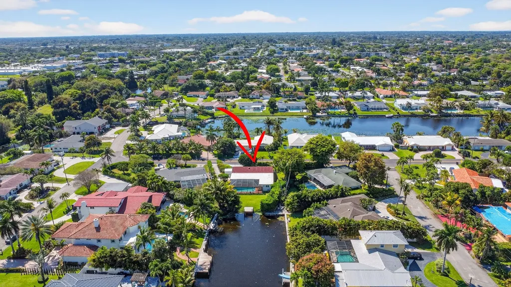 8416 Pine Tree Lane West Palm Beach FL 33406