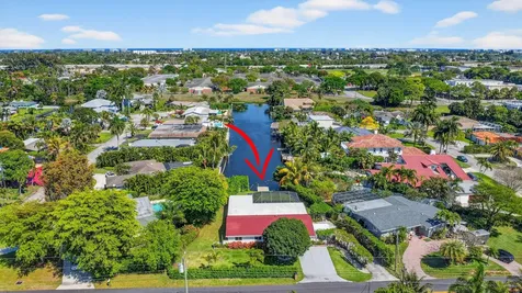 8416 Pine Tree Lane West Palm Beach FL 33406