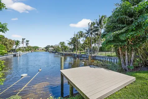 8416 Pine Tree Lane West Palm Beach FL 33406