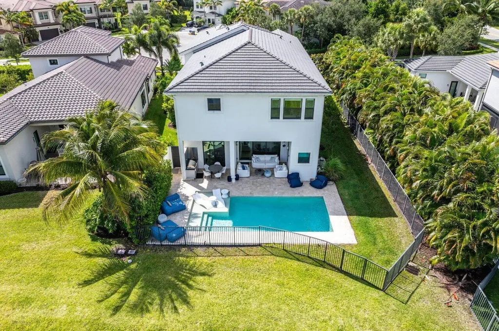 16431 Pantheon Pass Delray Beach FL 33446