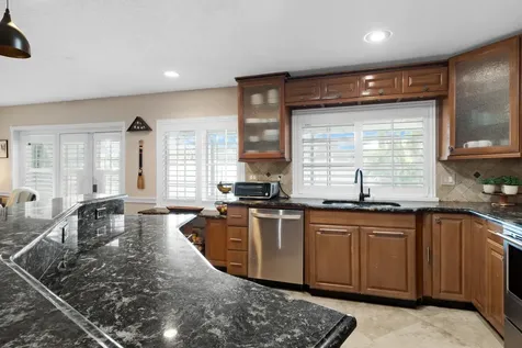 8017 NW 74th Terrace Tamarac FL 33321