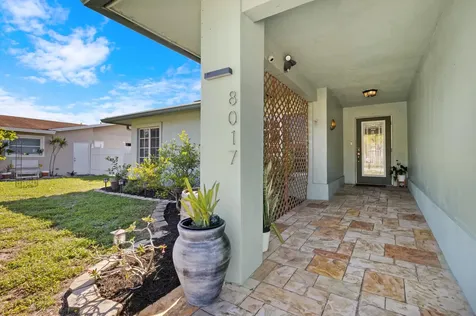 8017 NW 74th Terrace Tamarac FL 33321