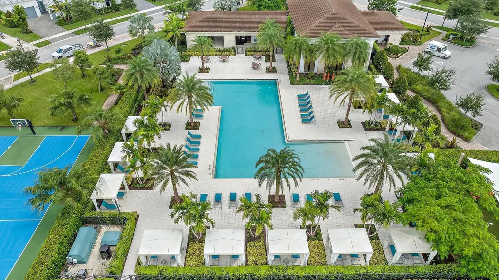 13358 Artisan Circle Palm Beach Gardens FL 33418