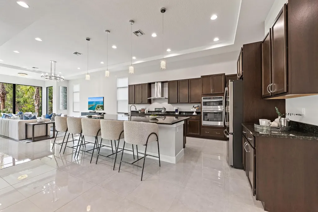 13358 Artisan Circle Palm Beach Gardens FL 33418