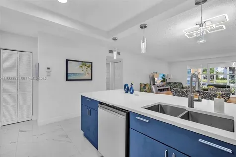 205 SE 11th Terrace Dania Beach FL 33004