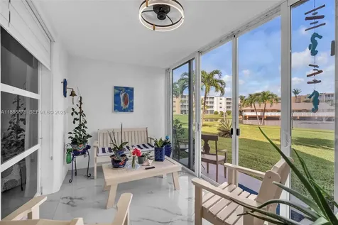 205 SE 11th Terrace Dania Beach FL 33004