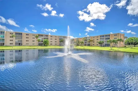 205 SE 11th Terrace Dania Beach FL 33004