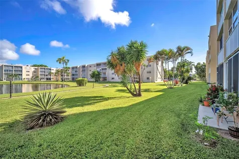 205 SE 11th Terrace Dania Beach FL 33004