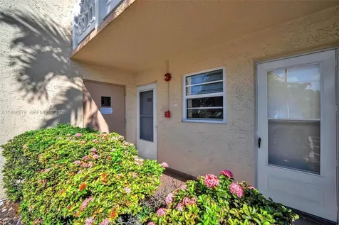 205 SE 11th Terrace Dania Beach FL 33004