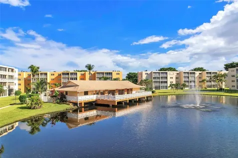 205 SE 11th Terrace Dania Beach FL 33004