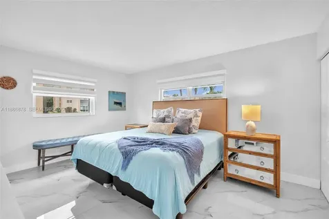 205 SE 11th Terrace Dania Beach FL 33004