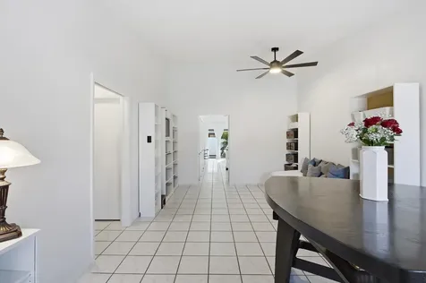 5465 W 27th Lane Hialeah FL 33016
