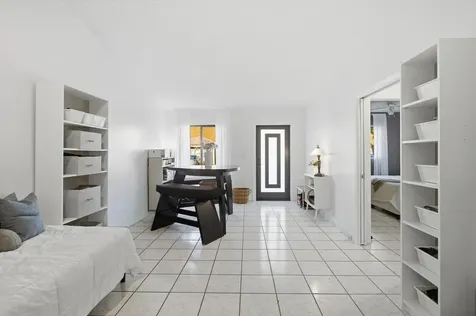 5465 W 27th Lane Hialeah FL 33016
