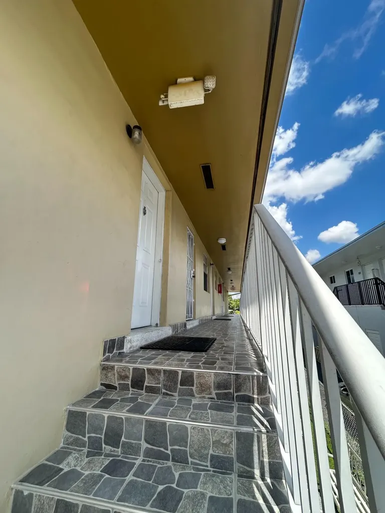 715 W 29th Street Hialeah FL