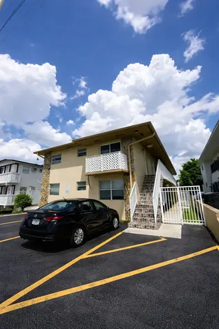 715 W 29th Street Hialeah FL