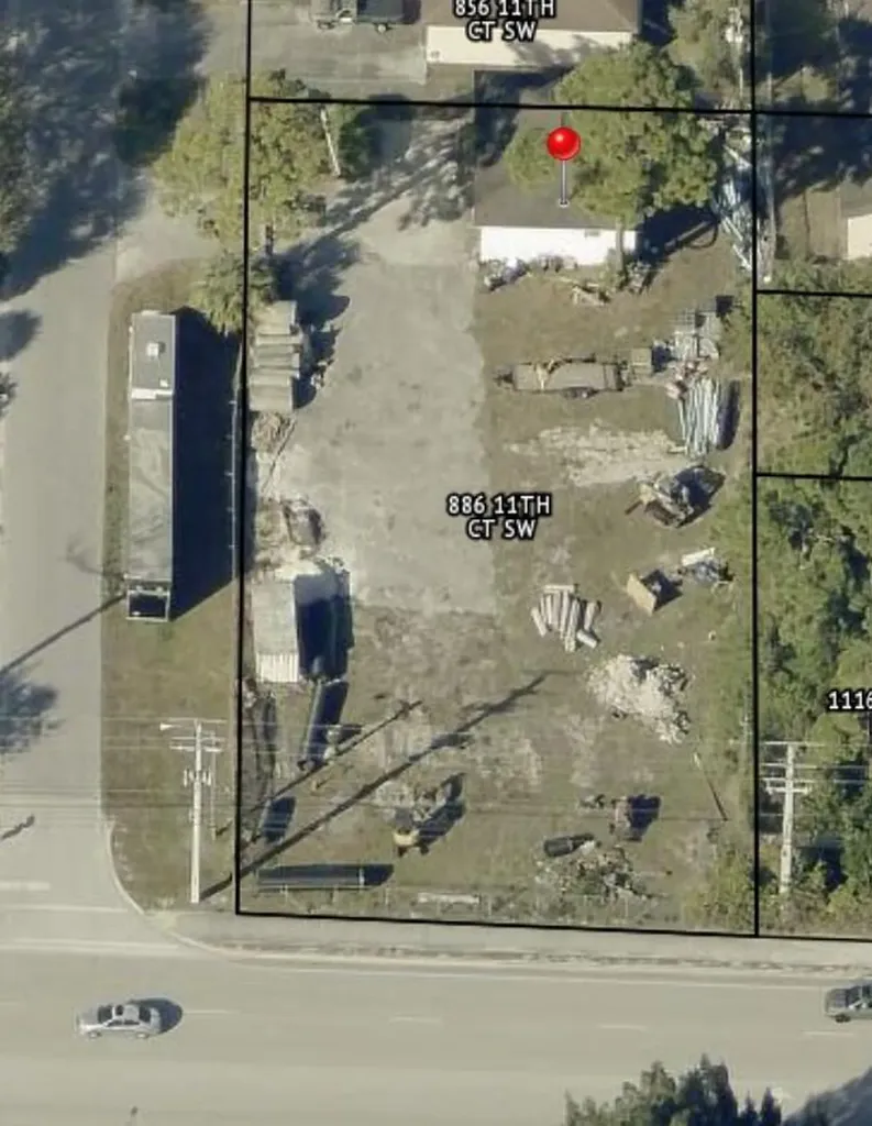 866 SW 11th Court Court SW Vero Beach FL