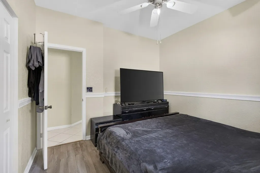 8600 Pine Cay West Palm Beach FL 33411