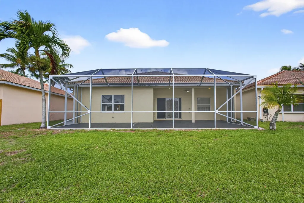 8600 Pine Cay West Palm Beach FL 33411