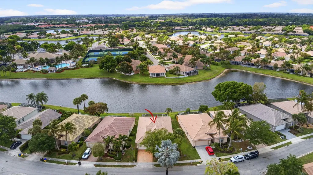 8600 Pine Cay West Palm Beach FL 33411