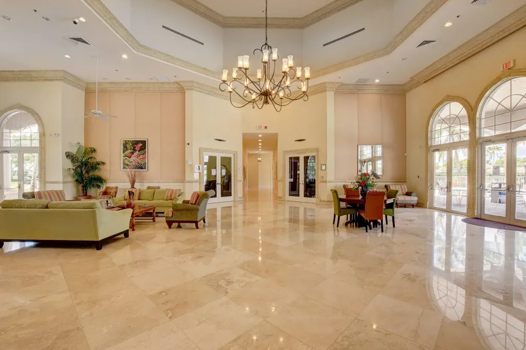 8600 Pine Cay West Palm Beach FL 33411