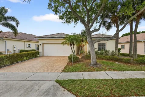 8600 Pine Cay West Palm Beach FL 33411