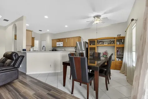 8600 Pine Cay West Palm Beach FL 33411