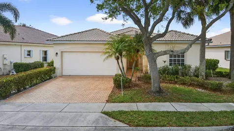 8600 Pine Cay West Palm Beach FL 33411