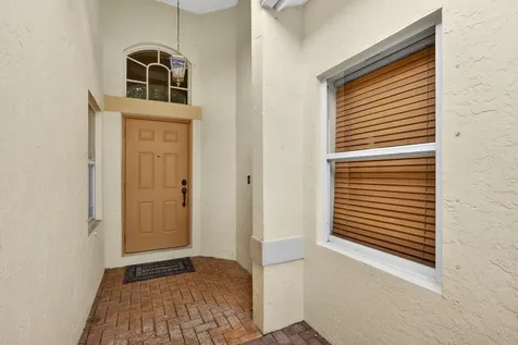 8600 Pine Cay West Palm Beach FL 33411