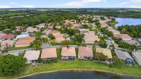 8600 Pine Cay West Palm Beach FL 33411