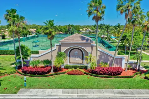 8600 Pine Cay West Palm Beach FL 33411