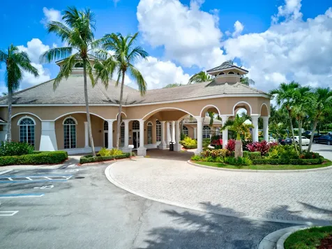 8600 Pine Cay West Palm Beach FL 33411