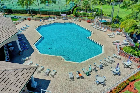 8600 Pine Cay West Palm Beach FL 33411